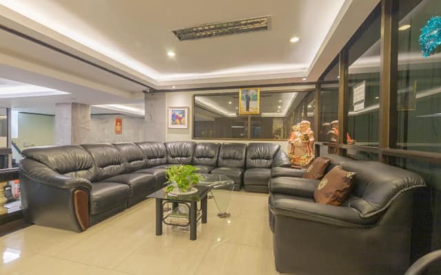 Boss Hotel - photo 2