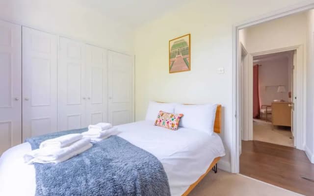 Charming & Central 2BD Flat - Islington - photo 2