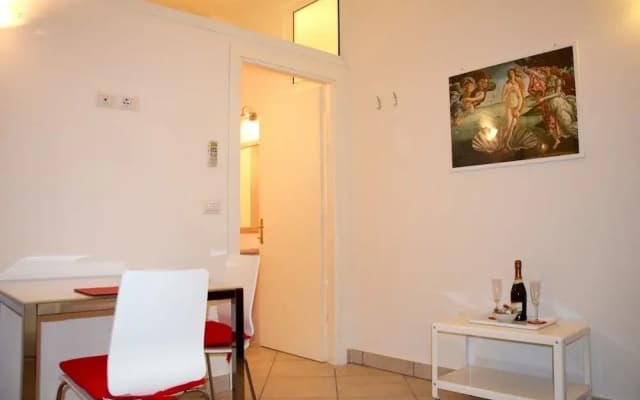 Florence Concierge - Walking 2 - photo 4