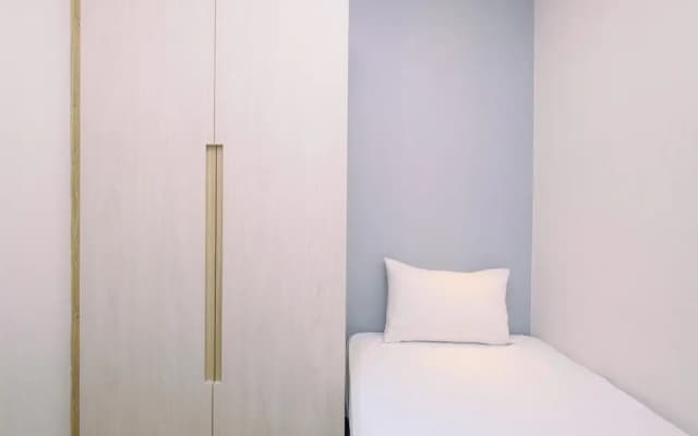 Elegant And Comfy 2Br At Menteng Park Apartment - photo 5