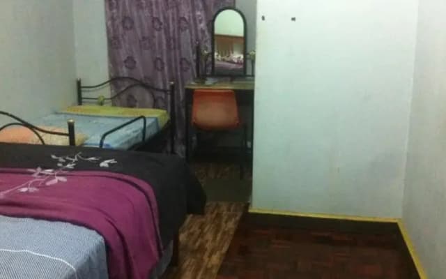 Ewans Guesthouse - photo 5
