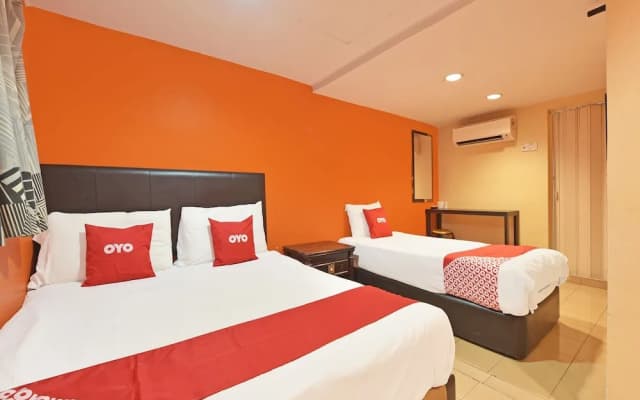 33 Hotel Cheras - photo 3