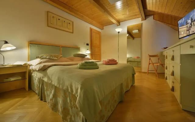 Old Town Apartments Tyn - photo 2