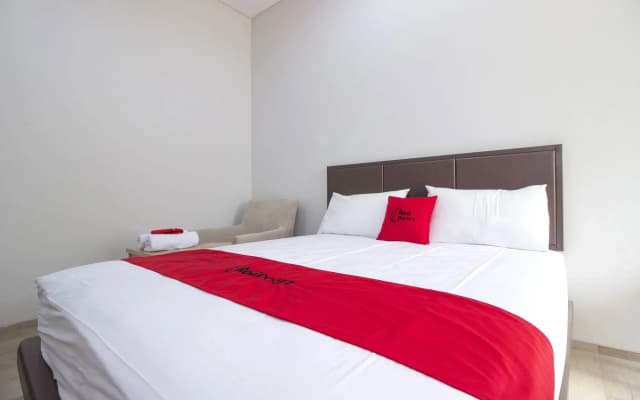 RedDoorz Plus @ SCBD - photo 2