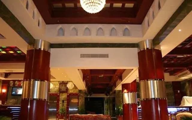 Johny International Hotel - photo 2