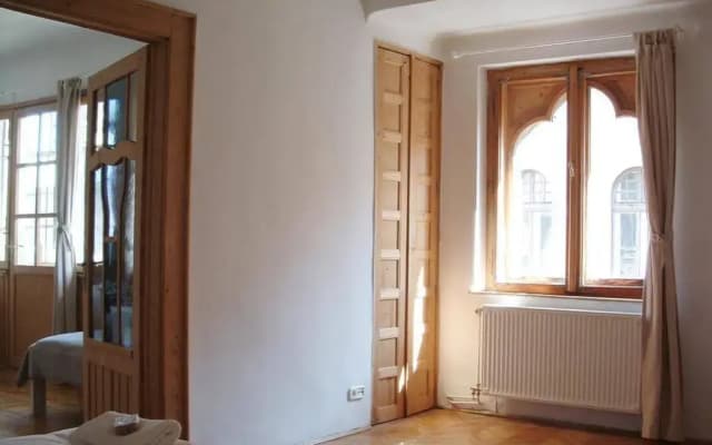 Opera Apartments - photo 2