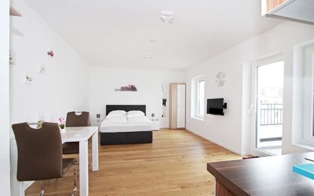 Christiano Apartments - photo 3