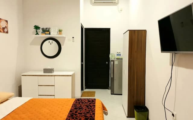 Comfy Room in Piliau Residence - photo 2