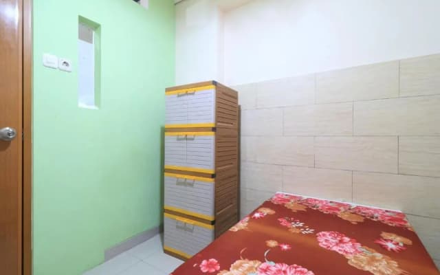 Eiffel Residence Tarakan - Female Only - photo 3
