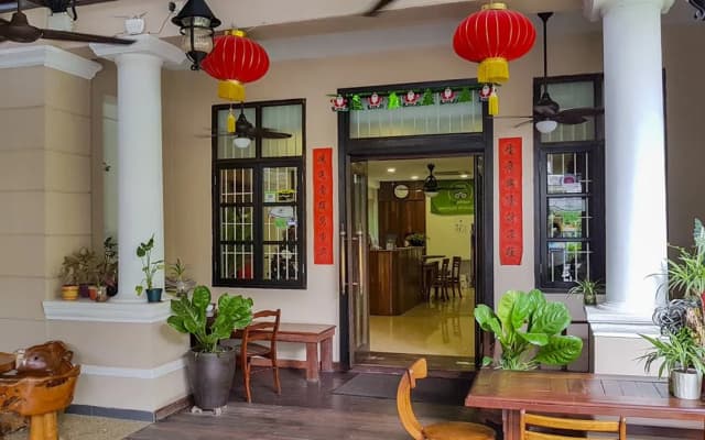 Hotel Paloma Inn - photo 2