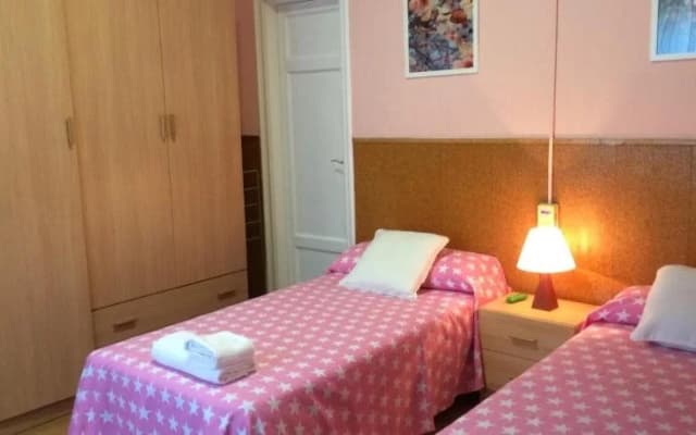 Hostal Valls - photo 4