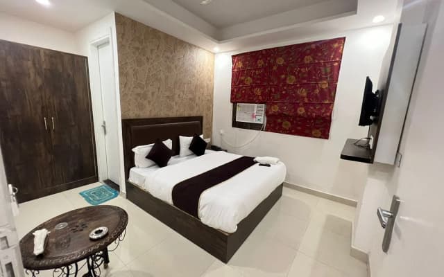 Ssd Plaza Hotel - photo 5