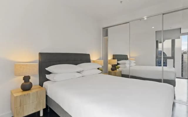 Modern 1-bed Apartment Close to Attractions - photo 3