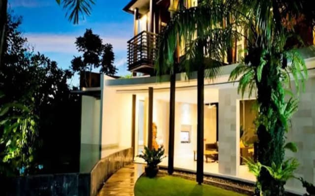 Dwi Bunga Villa - photo 3