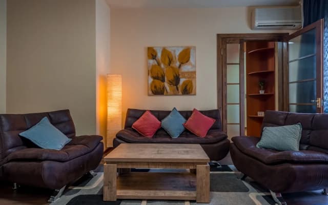 Vivid Vera Apartments - photo 2