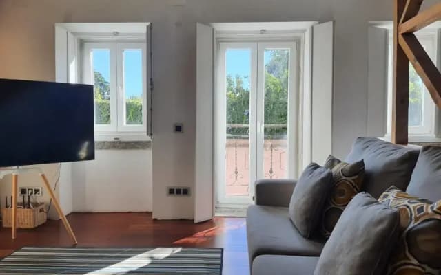 1881 Historical duplex Suite - photo 3