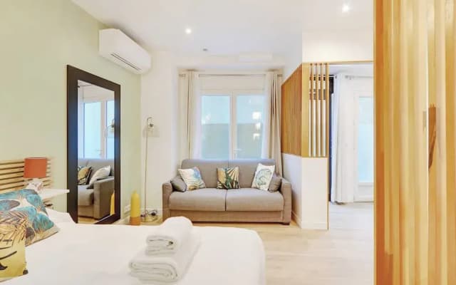 Charming Apartment With AC -1br-3p- Sentier - photo 4