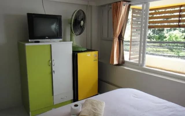 Wait For It Guesthouse - photo 2