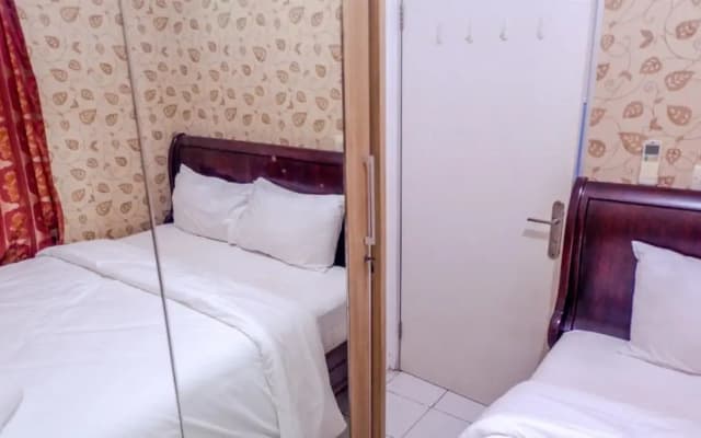 Strategic Menteng Square Apartment - photo 3