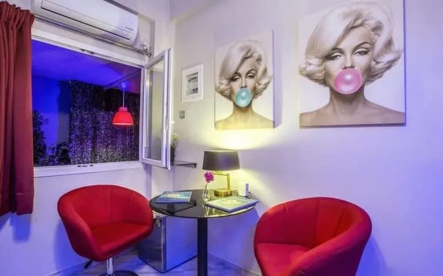 Boutique maisonette in Athens - photo 3