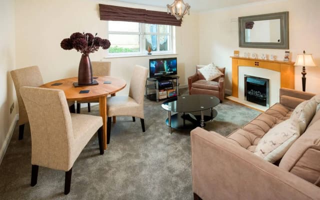 St. Giles Apartment - photo 4