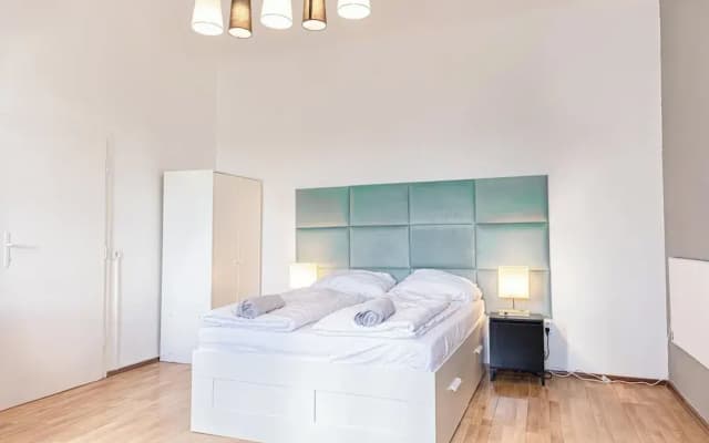 Comfortable 1BR Near U3 and Danube - photo 5