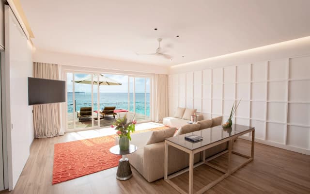 Emerald Maldives Resort & Spa - photo 4