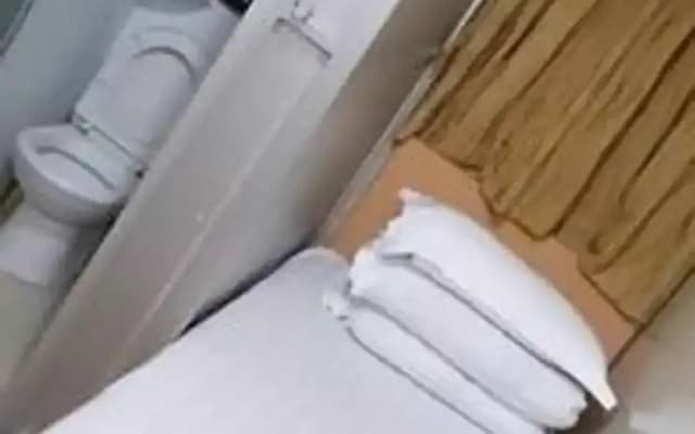 Friendship Hotel - photo 3