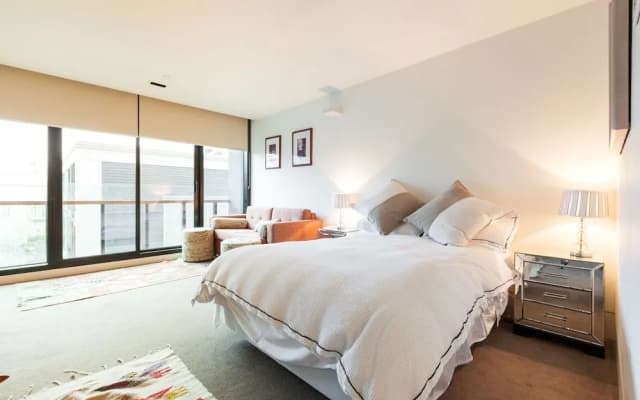 CELESTE, 1BDR East Melbourne Apartment - photo 3