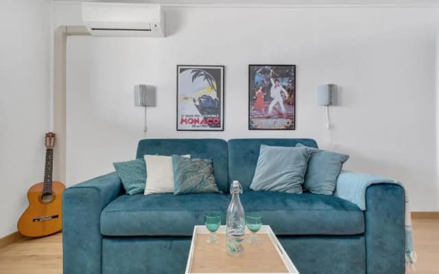 La Prom - a two bedroom apartment with a sea view - photo 4