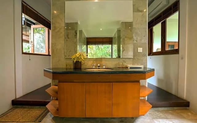 Umah Lawas Villa Ubud - photo 2