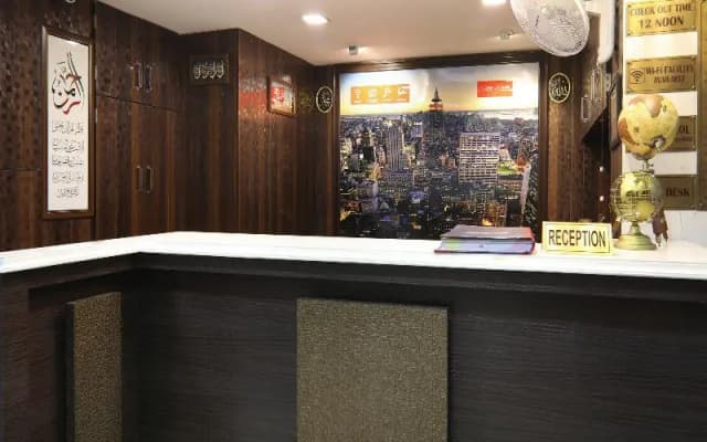 OYO 15514 Wall Street - photo 2