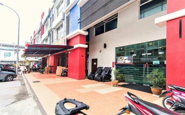 ZEN Rooms Basic Near I-City - photo 5
