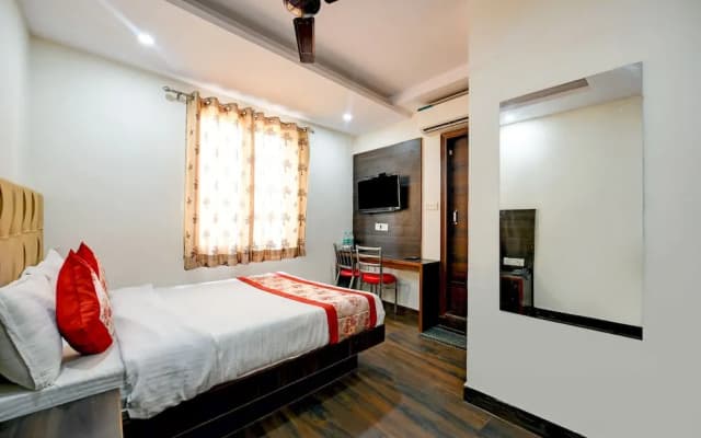 Hotel Dhwani Palace - photo 5