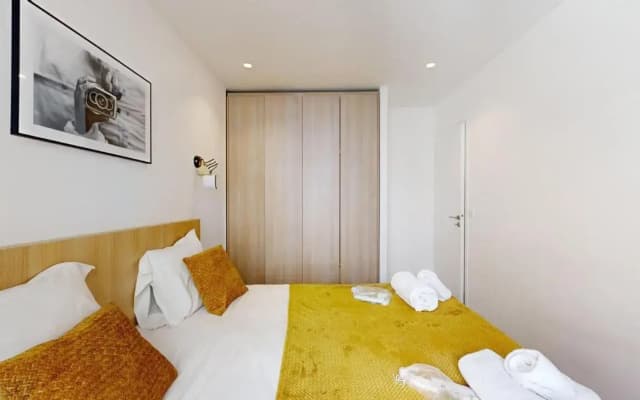 154 Suite Phil 1 BDR with Terrace Paris - photo 2