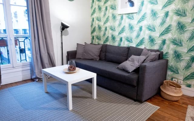 Chic & Spacious Flat at Tocqueville - photo 2
