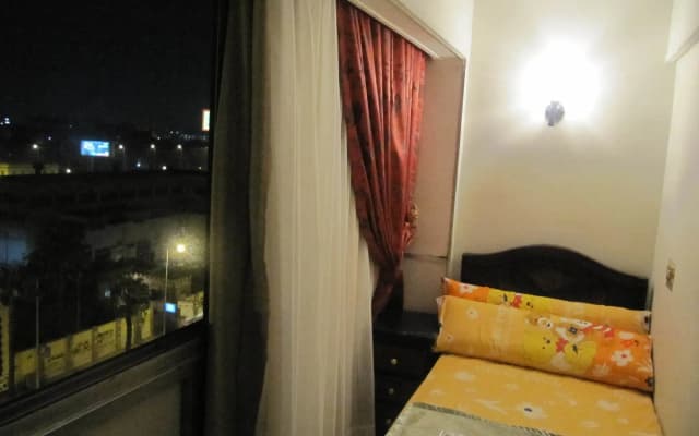 City Plaza Hostel - photo 3