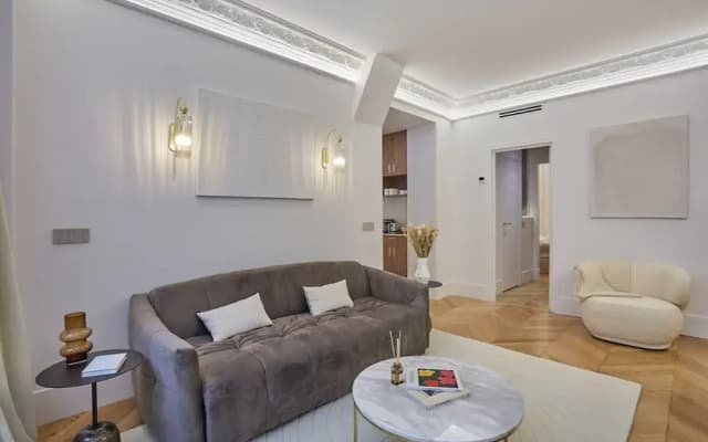 Superb AC Apartment Roosevelt Saint Honore - photo 5