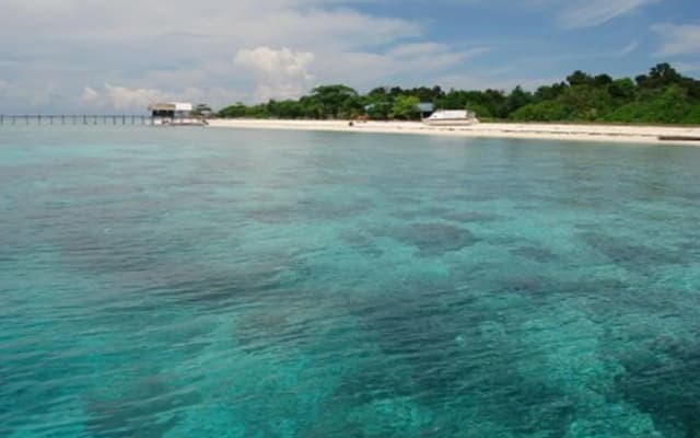 Celebes Beach Resort - photo 5
