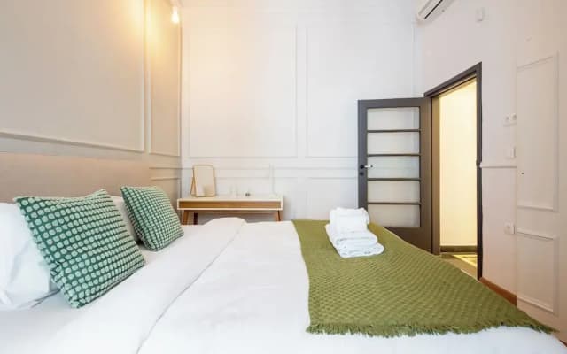 Meadows - Luxury 3-Bedroom Apt in Athens - photo 5