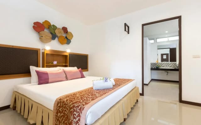 The Lantern Hostel and SPA - photo 2