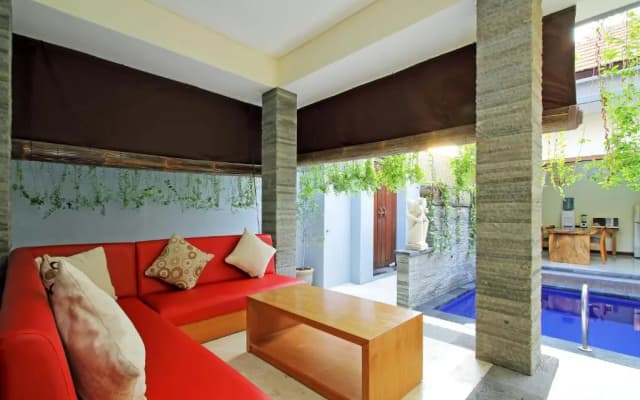 Seminyak Villa - photo 2
