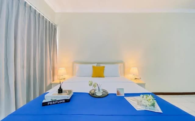 Minimalist Studio (No Kitchen) At Grand Palace Kemayoran Apartment - photo 2