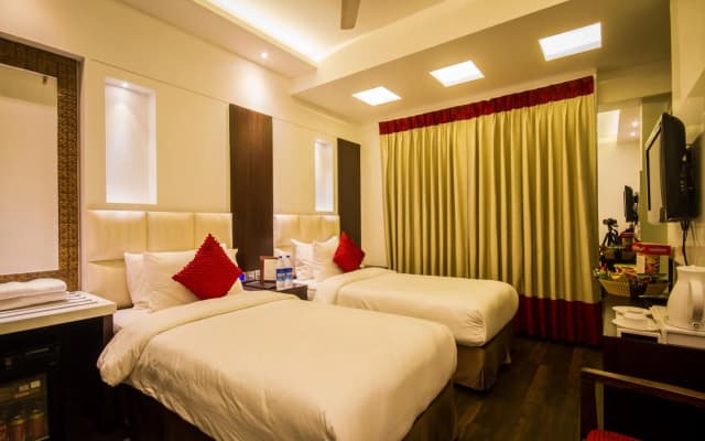 Hotel Grand Godwin - photo 5
