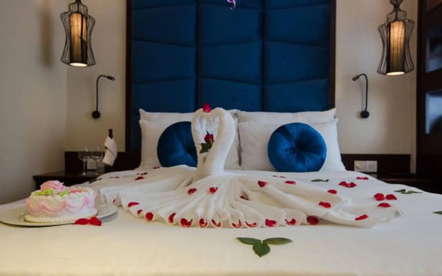 Ambassador Hanoi Hotel & Spa - photo 5