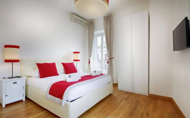 Home Town at Spanish Steps - photo 2