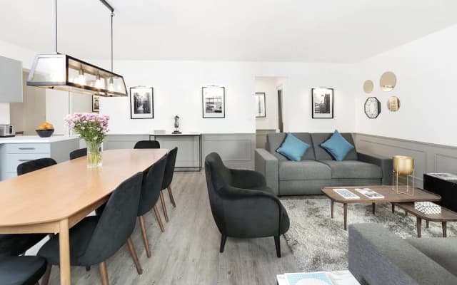 Luxury 3BDR Le Marais II by Livinparis - photo 4