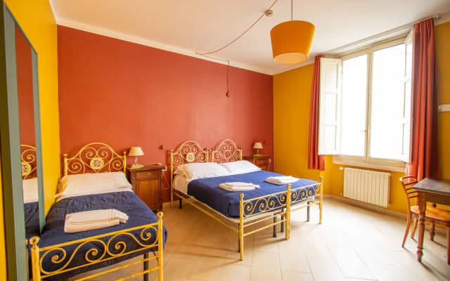 Hotel Anna's - photo 4