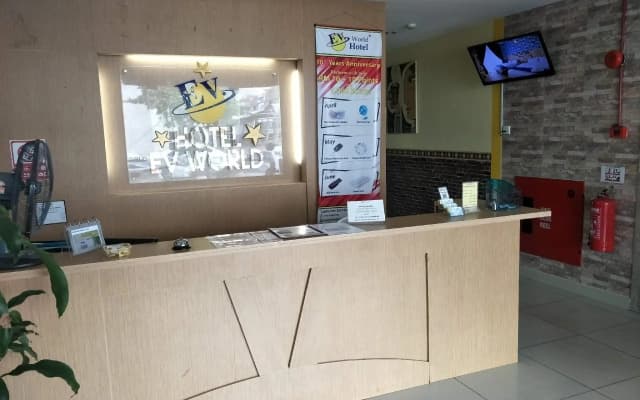 Hotel Zamburger Sri Petaling - photo 2