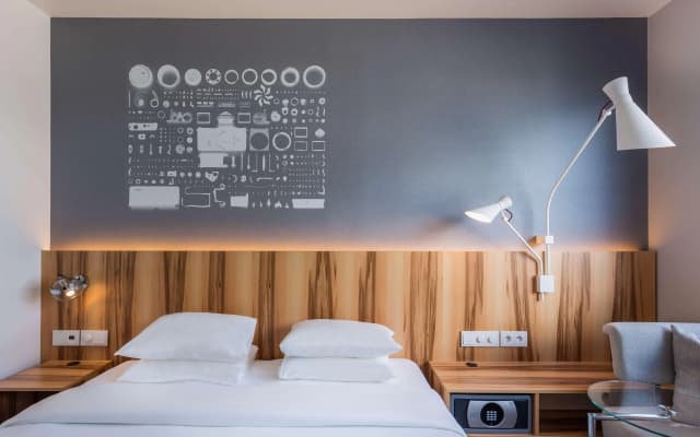 Hyatt Regency Paris Etoile Hotel - photo 2